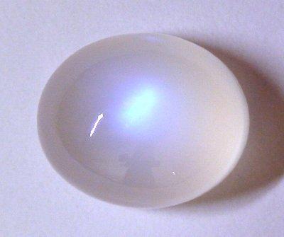 Natural Moonstone 4-5 Carats Oval